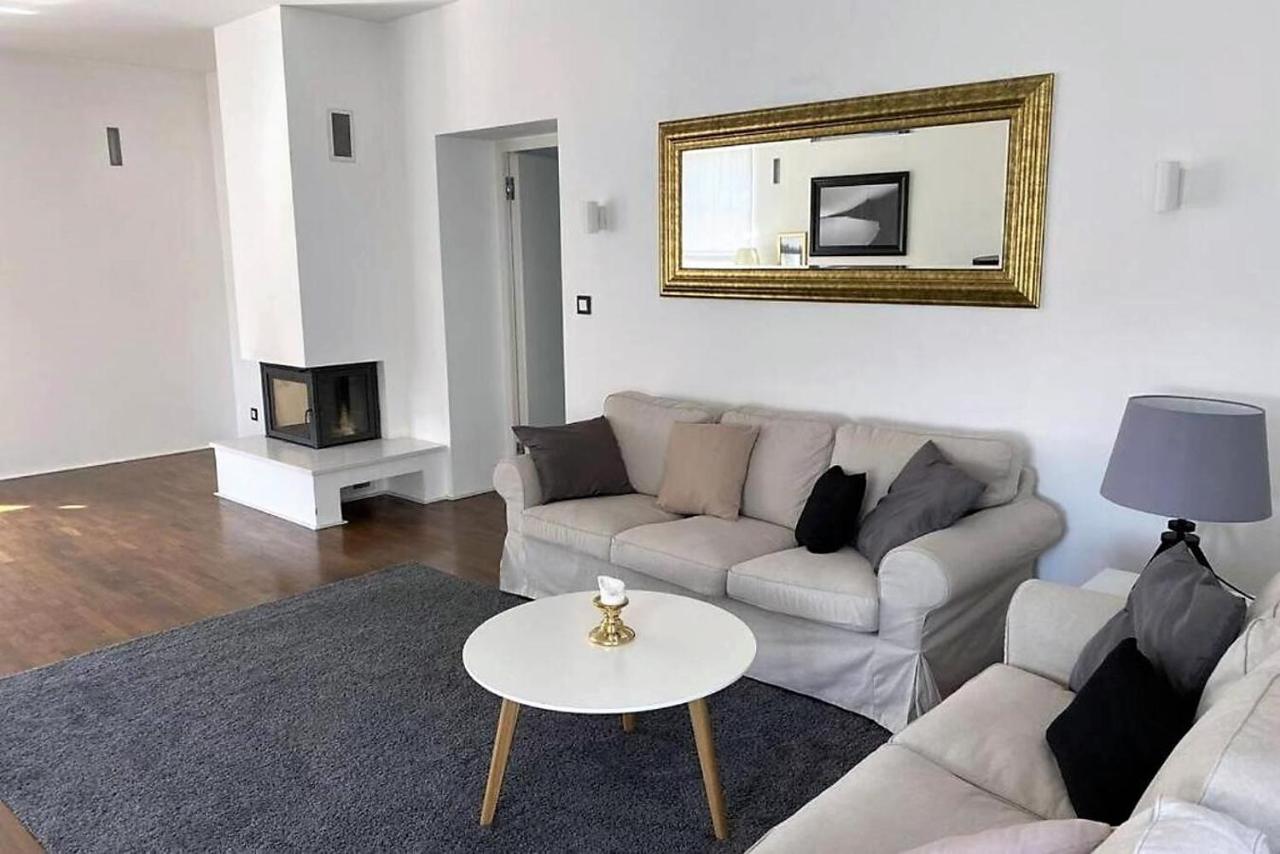 Apartman Luxusny 118m2 S Krbom V Centre Nitry Nyitra